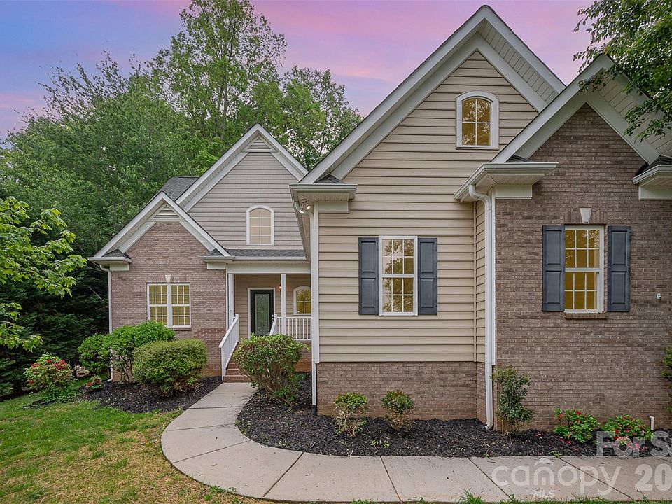 1st image of 1033 Marguerite Dr