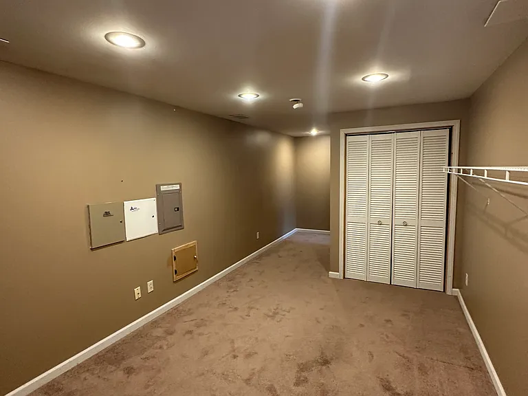 216 Blue Grass Cir — Photo 18