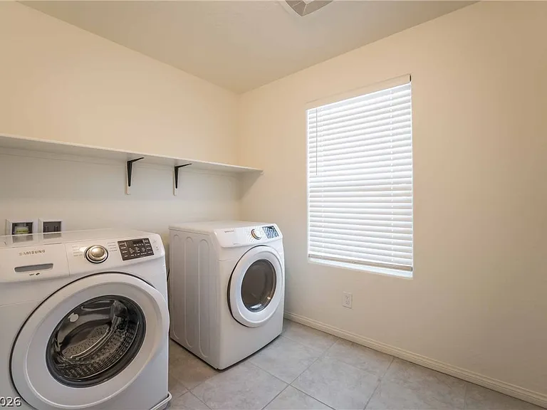 9459 Julie Inez Ave — Photo 23