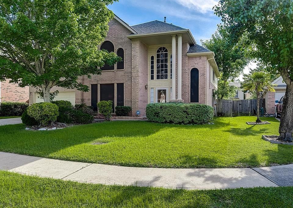 1st image of 8314 Mission Estates Dr