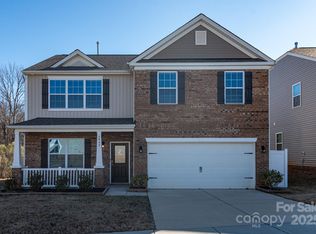 3933 Meadow Green Dr, Charlotte, NC 28269
