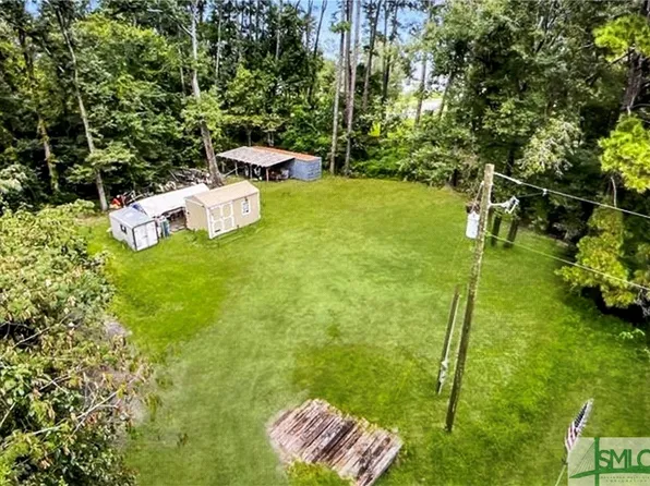 20 Elm Street, Savannah, GA 31408