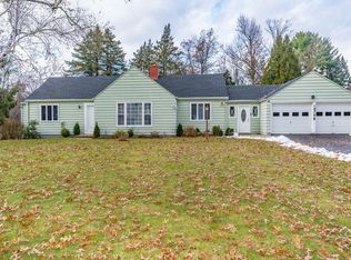 1374 S Branch Pkwy, Springfield, MA 01129