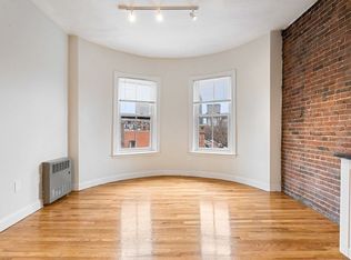678 Tremont St APT 3, Boston, MA 02118