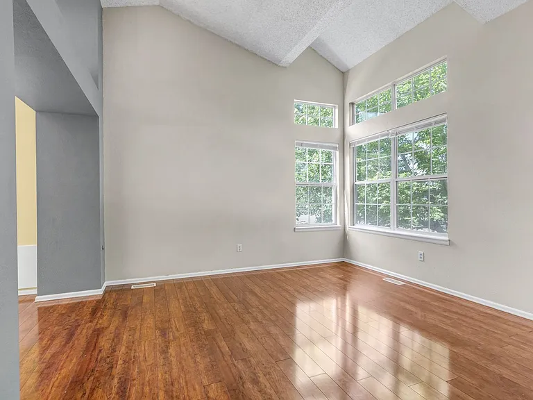 5065 N Sungold Ln — Photo 11