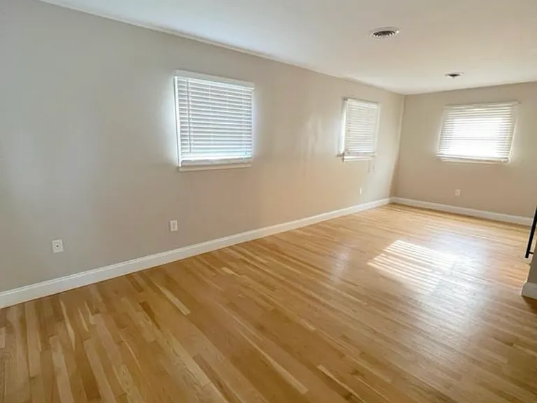 14534 Fullerton Rd — Photo 6