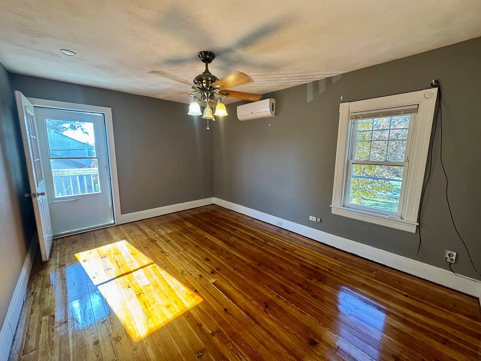 2 bed, 720 sqft, $1,600 — Photo 4
