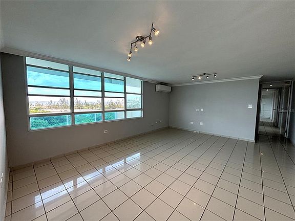 4th image of 550 Avenida Constitucion #901