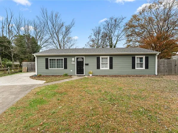 257 Exeter Rd, Newport News, VA 23602