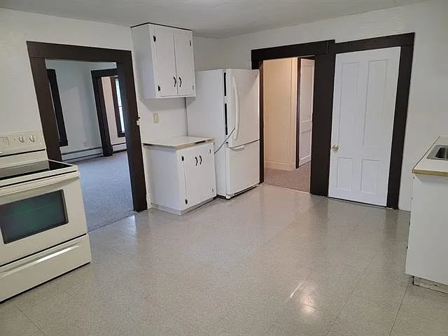 10B Dyer St — Photo 4