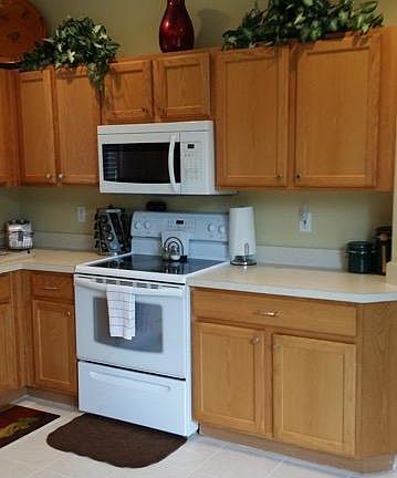 4th image of 268 SW Lake Forest Way