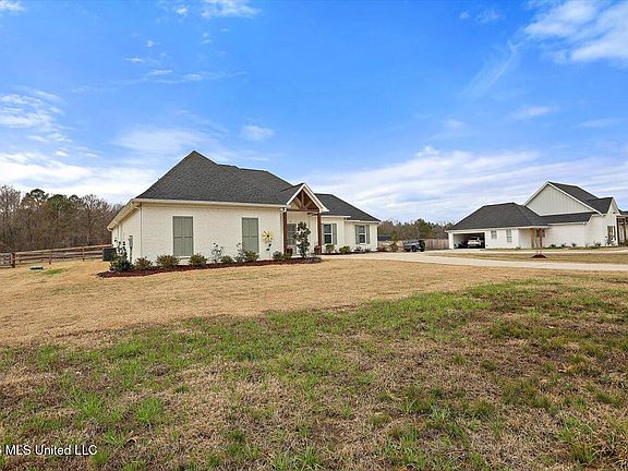 3rd image of 178 Harrell Rd