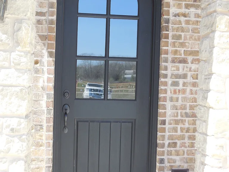 3320 Enclave Ln — Photo 1