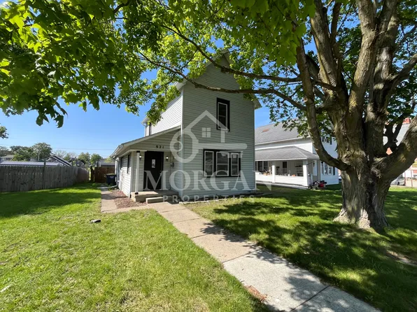 921 W 9th St, Anderson, IN 46016