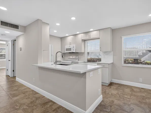 883 Normandy Trail, Delray Beach, FL 33484