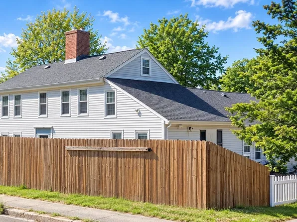 2586 Cranberry Hwy, Wareham, MA 02571