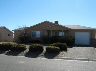 241 Sommerset Dr SE, Rio Rancho, NM 87124