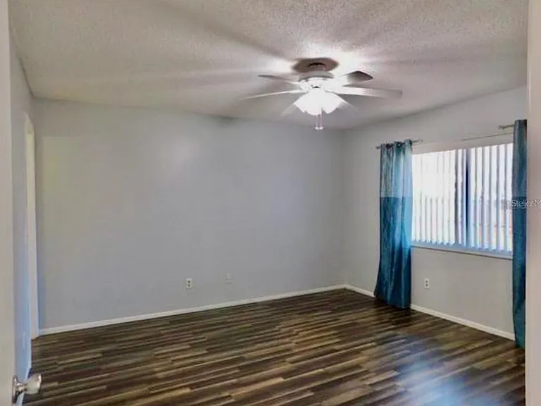 107 Shady Oak Dr — Photo 5