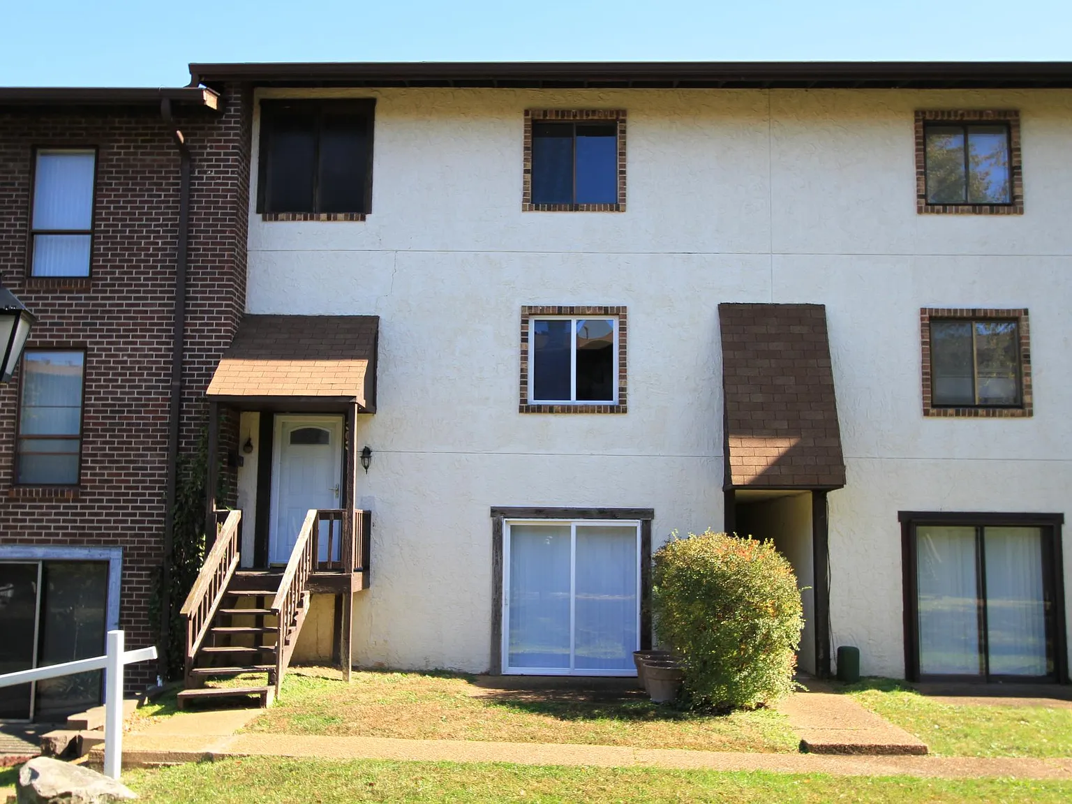 303 Carmel Woods Dr — Photo 1