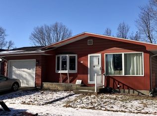 310 S Peru Ave, Ladd, IL 61329