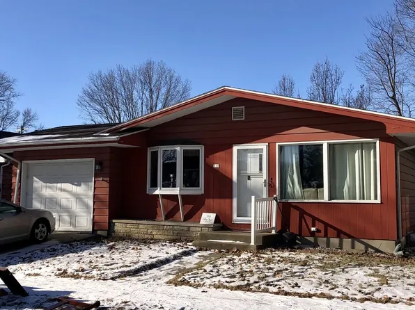 310 S Peru Ave, Ladd, IL 61329