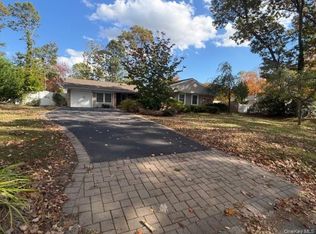 3 Seward Lane, Stony Brook, NY 11790