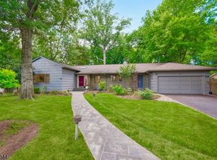621 Mountain Dr, South Orange Village Twp., NJ 07079