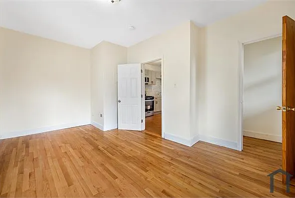 34 Norton St #2 — Photo 12