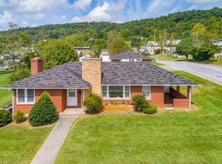 1210 W Spiller St, Wytheville, VA 24382