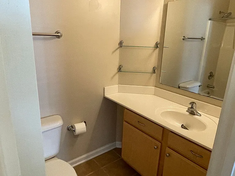 221 Hibiscus Way — Photo 10