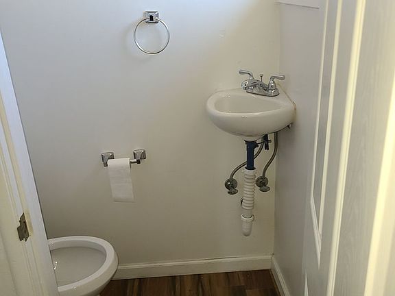 3rd image of 2679 Cienaga St