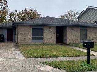 8330 Curran Rd, New Orleans, LA 70126