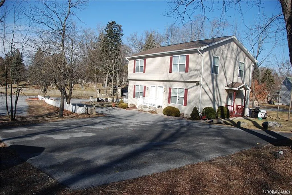 2 bed, 1.5 bath, 1080 sqft, $2,300 — Photo 4