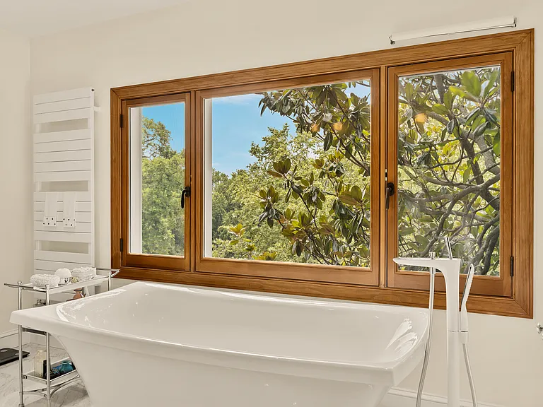 3111 Chain Bridge Rd NW — Photo 38