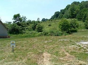 1st image of 605 Paulownia Dr