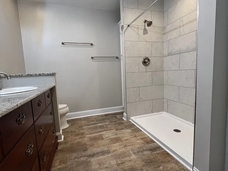805 Gardenview Dr — Photo 25