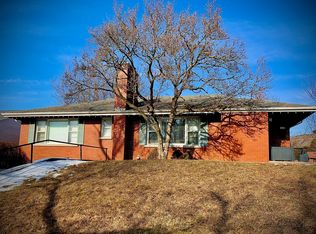 106 Burlington Ave, Clarendon Hills, IL 60514