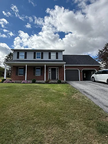 1560 Buttercup Dr Photo 1