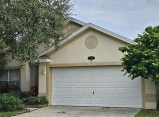 2410 Stratford Pointe Dr W, Melbourne, FL 32904