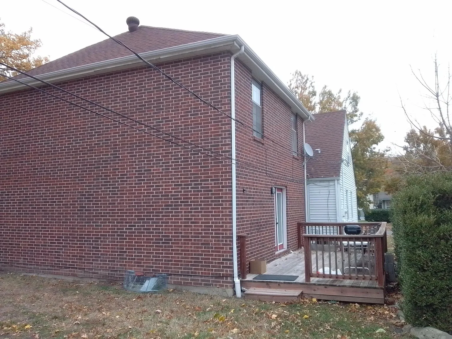 1013 Illinois St — Photo 2