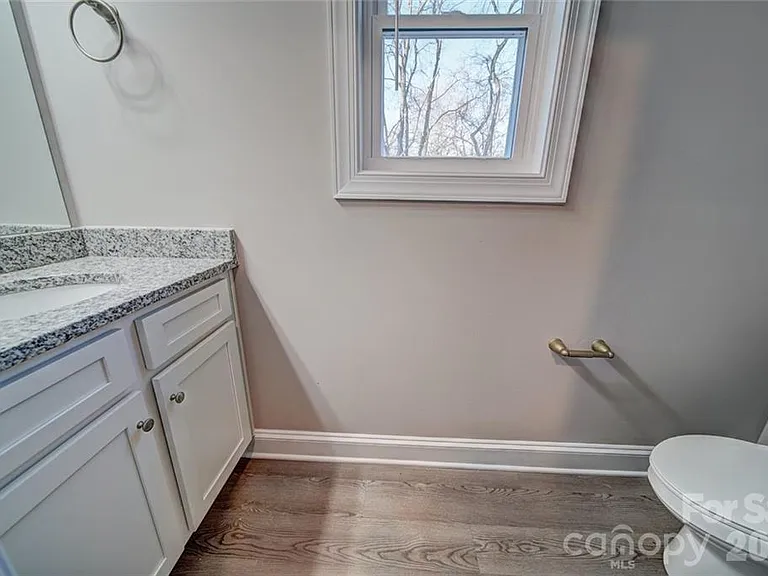 1414 Mason St — Photo 12