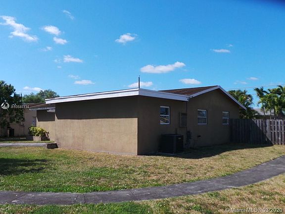 3rd image of 11741 NW 29th St
