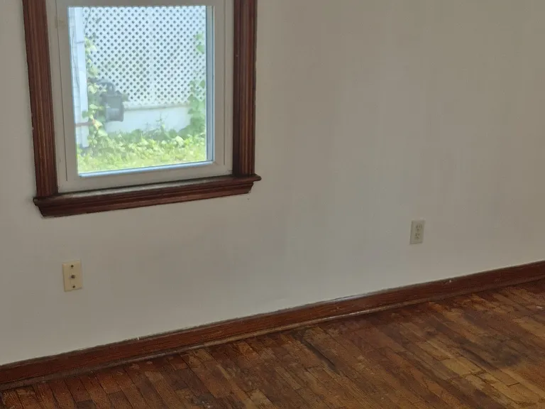 2691 Homecroft Dr — Photo 7