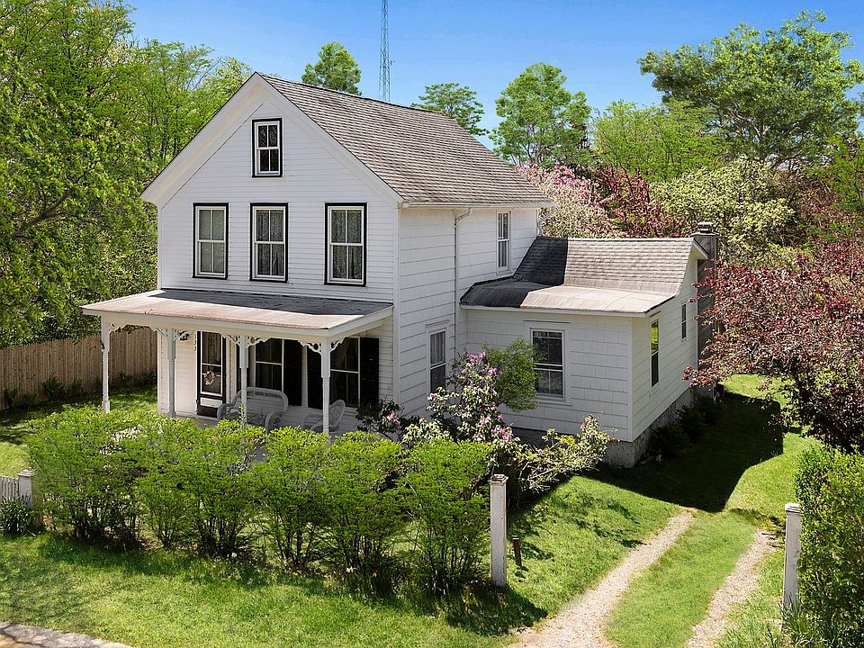 1st image of 133 Glover St