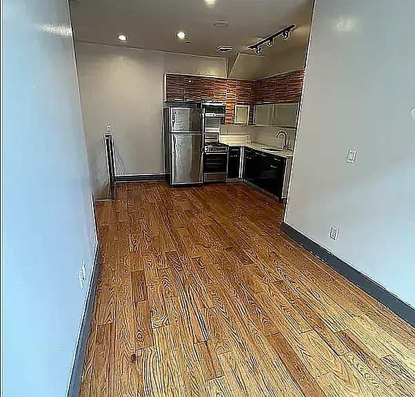 1303 Greene Ave #3C — Photo 4