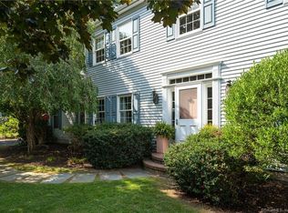 12 Pleasant Point Rd, Branford, CT 06405