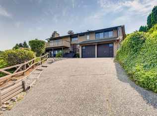 14725 SE 49th St, Bellevue, WA 98006