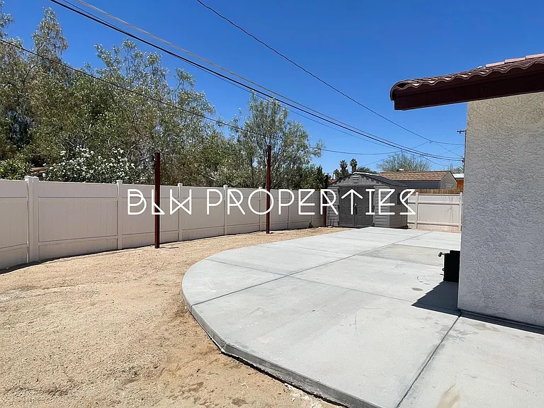6150 Mariposa Ave — Photo 27