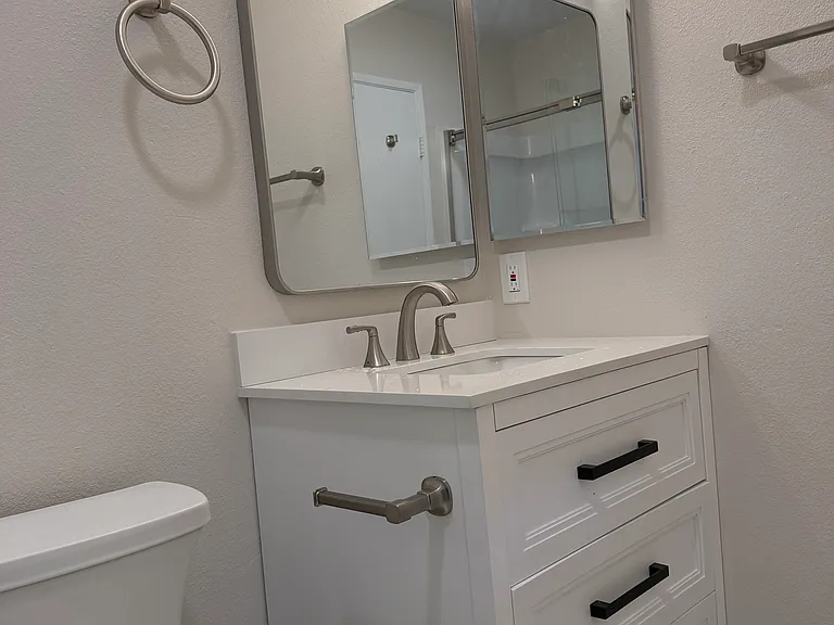 10516 Giffin Way — Photo 9
