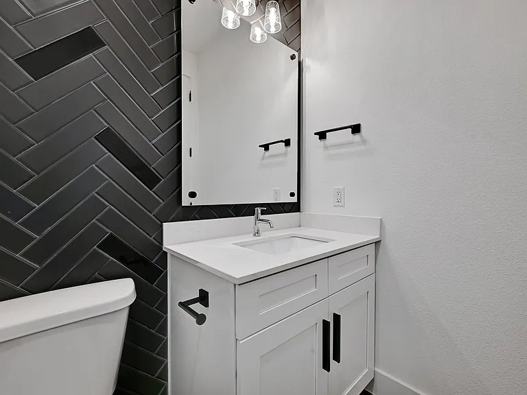2308 Maxwell Ln #2 — Photo 14